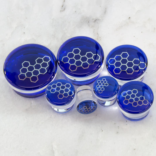 Single Flare Blue Glass Plug w/ Silver Honeycomb Decal – 00G–1"