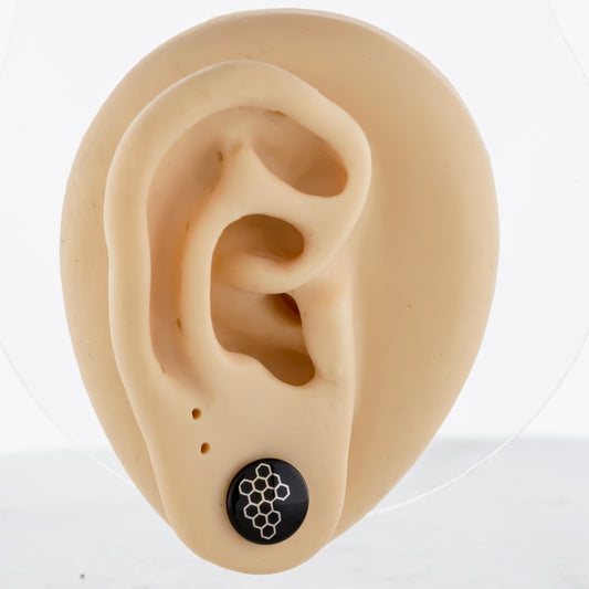 Single Flare Black Glass Plug w/ Silver Honeycomb Decal – 7/16
