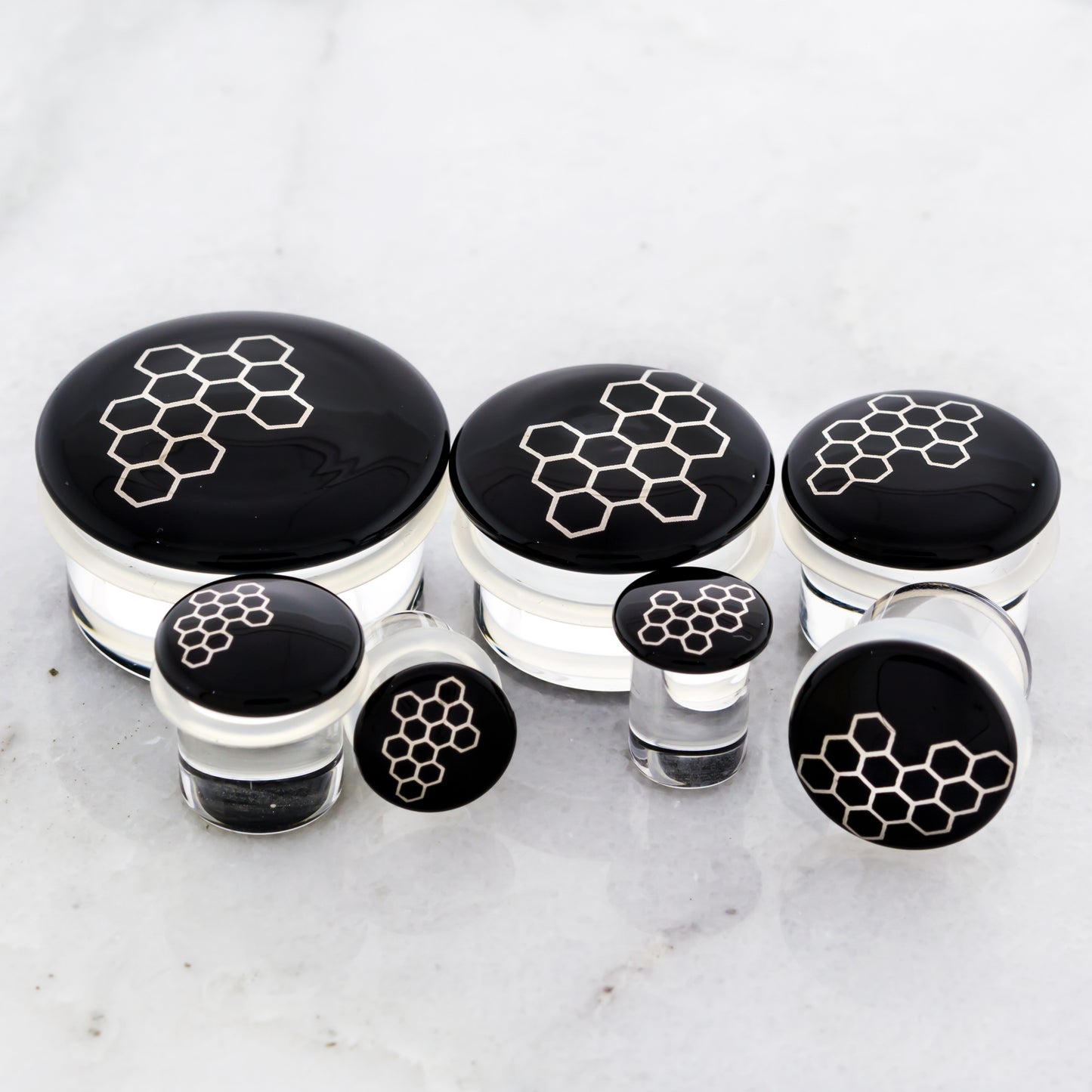 Single Flare Black Glass Plug w/ Silver Honeycomb Decal – 7/16"–1"